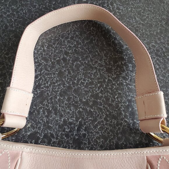 Burberry ! Furry with pom pom pink shoulder bag - Picture 8 of 17